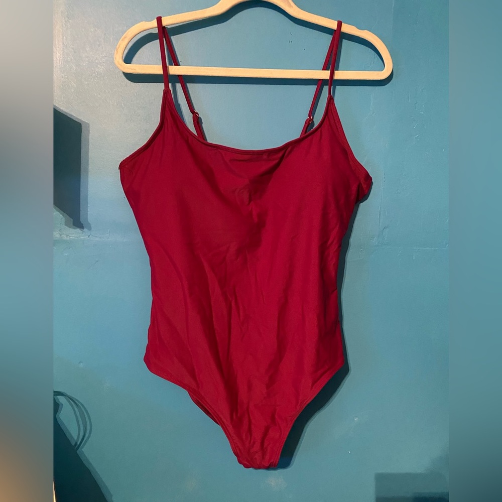 Swimsuit (C39)